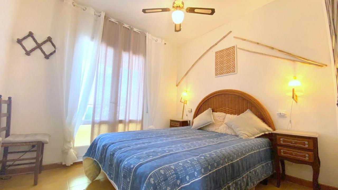 Teules 1 3 Apartman Roses Kültér fotó
