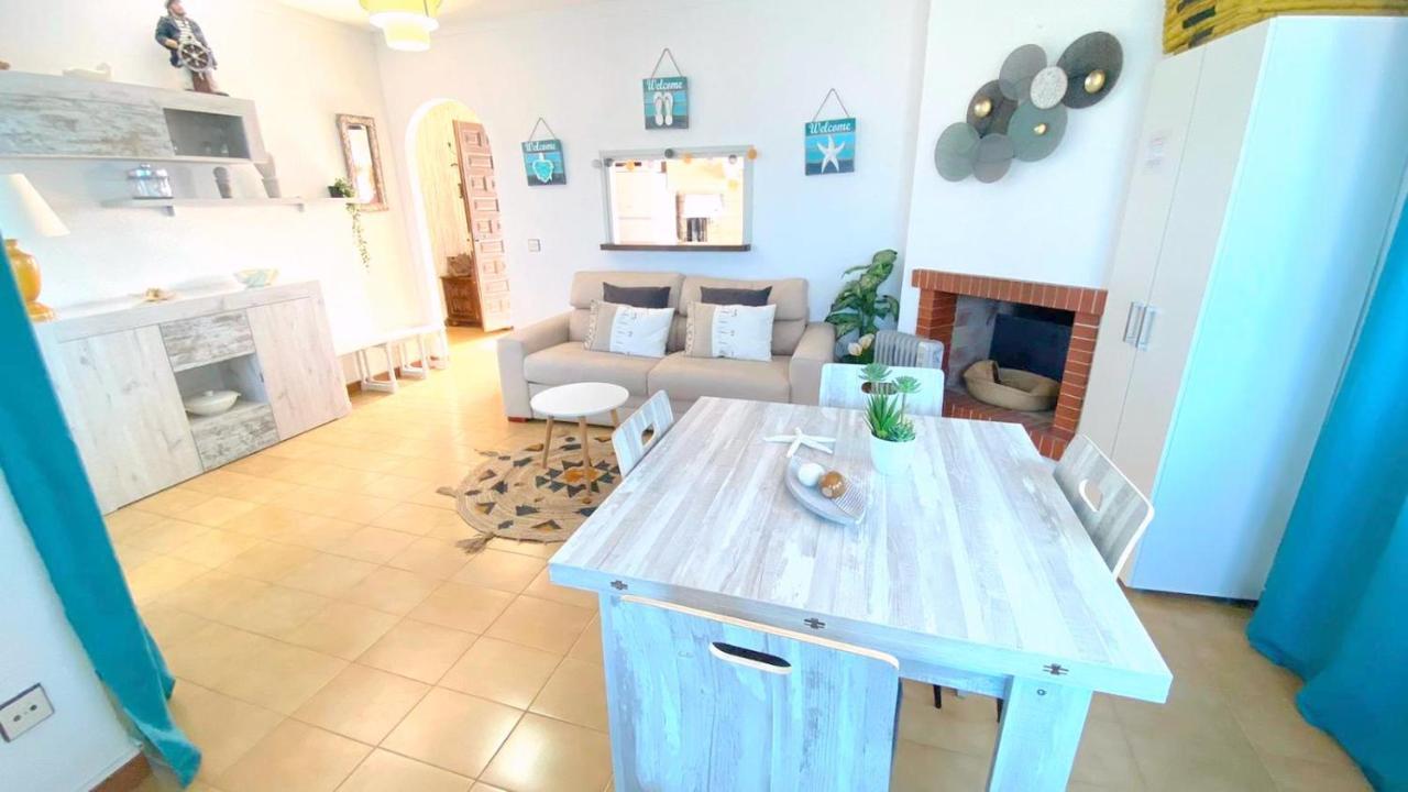 Teules 1 3 Apartman Roses Kültér fotó