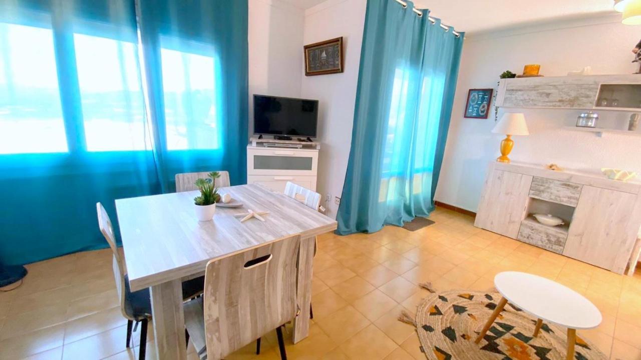Teules 1 3 Apartman Roses Kültér fotó